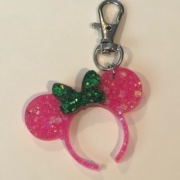 Handmade Hot Pink & Green Glitter Minnie Mouse Ears Headband Resin Keychain - Picture 1 of 6